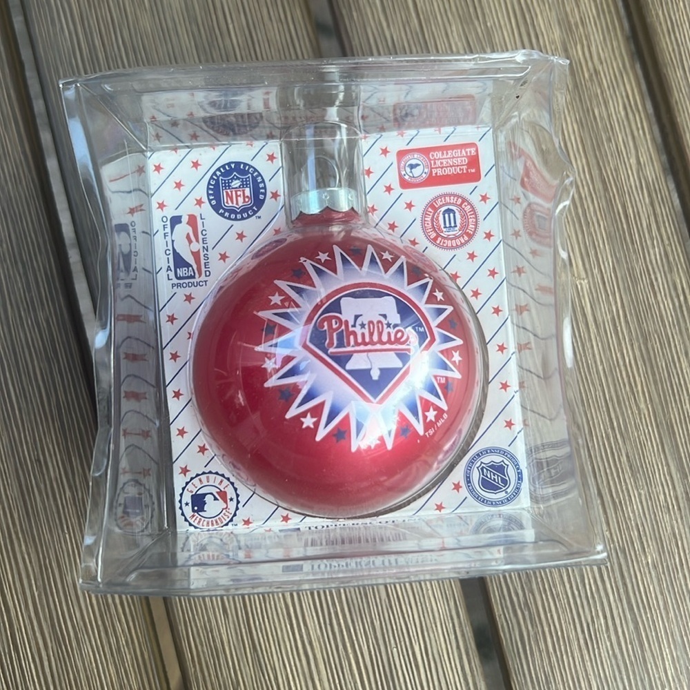 Phillies ornament